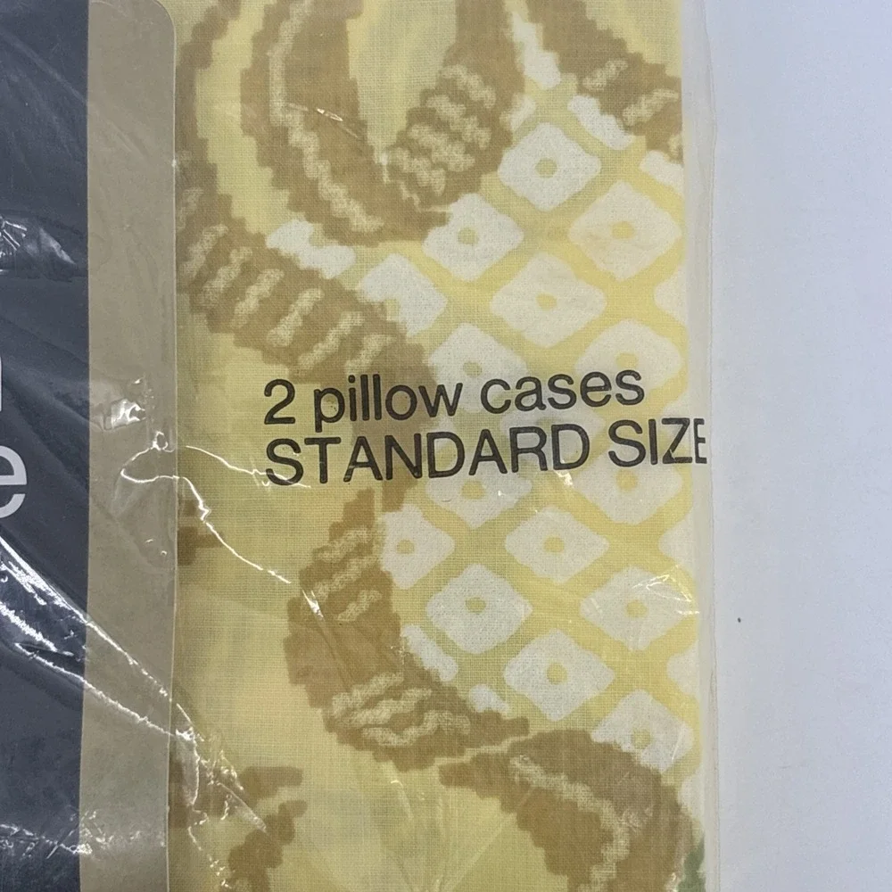 Vtg 70s JCPenney Fashion Manor No Iron Percale Floral Pillowcases Standard Pair